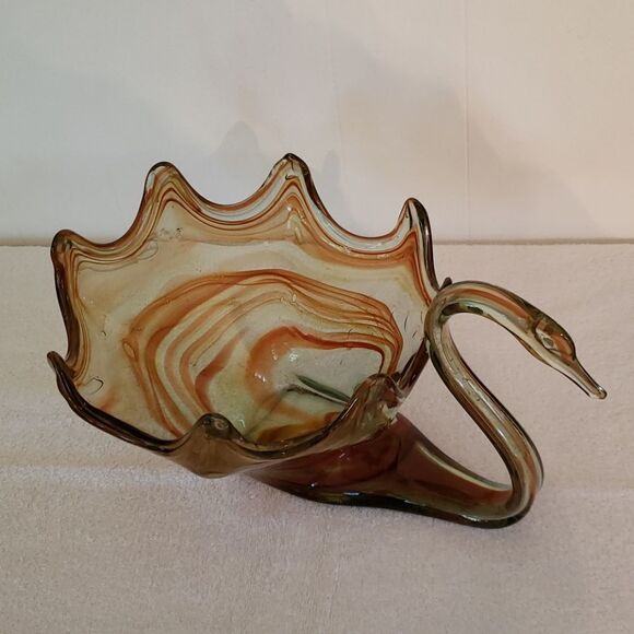 Exquisite Vtg Swirly Colored Glass Swan Bowl Dish - Picture 3 of 11